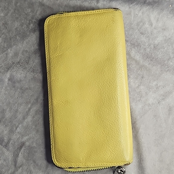 LOEWE Light Pale Yellow Calfskin Leather Silver Lock Long Zippy Wallet - Picture 5 of 9